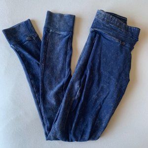 PINK yoga skinny joggers